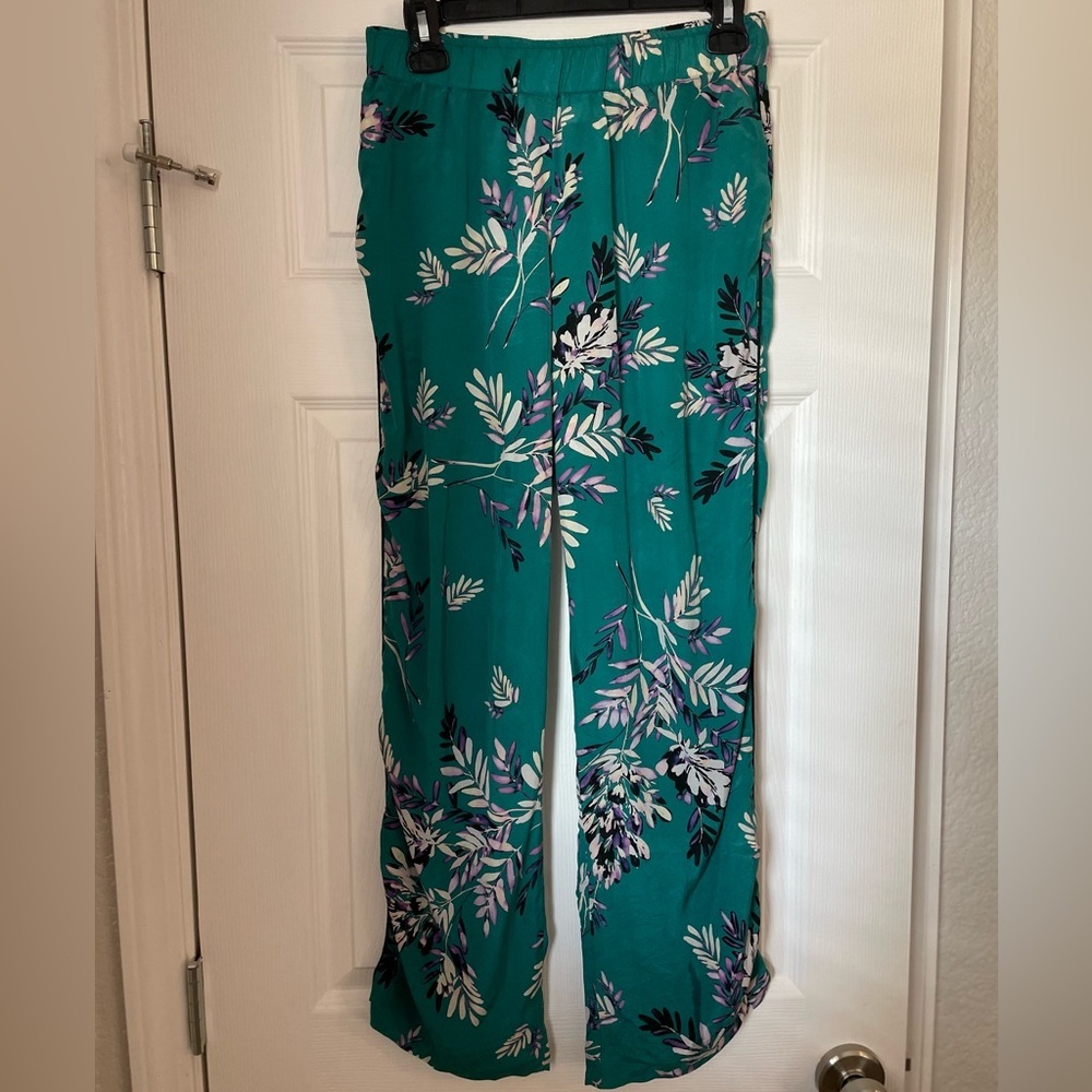 Johnny Was 100% Silk Floral Pants - Picture 3 of 7